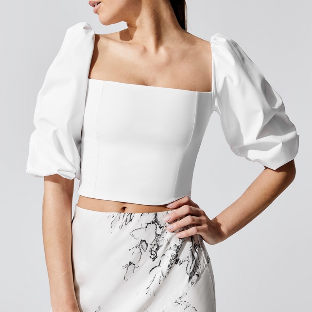 Carbon38 Puff Sleeve Top in white sz. S